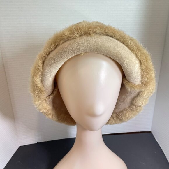 Vintage Womens Tan Faux Fur Bucket Hat main image 9